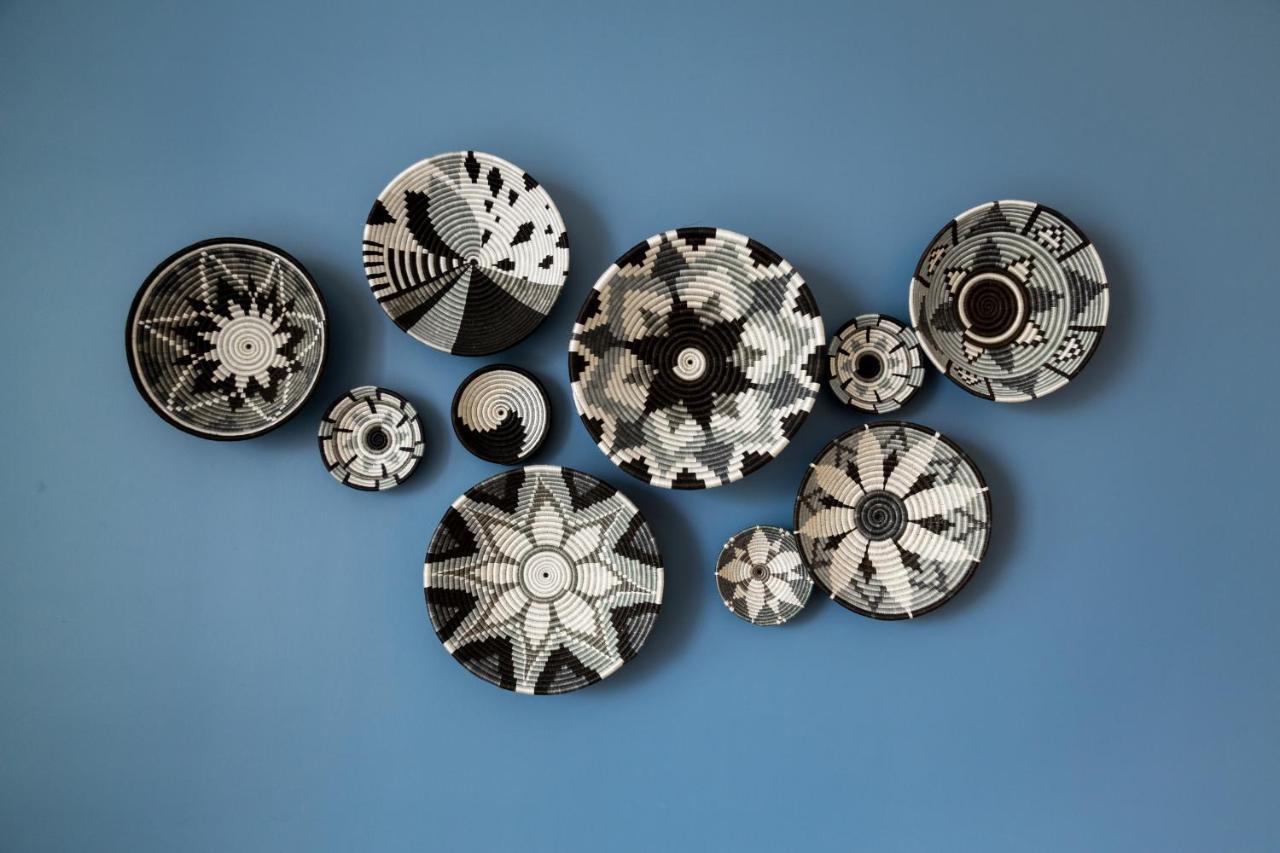 Cloud 7 Residences Ayla Akaba Exterior foto Ceramic bowls by the artist