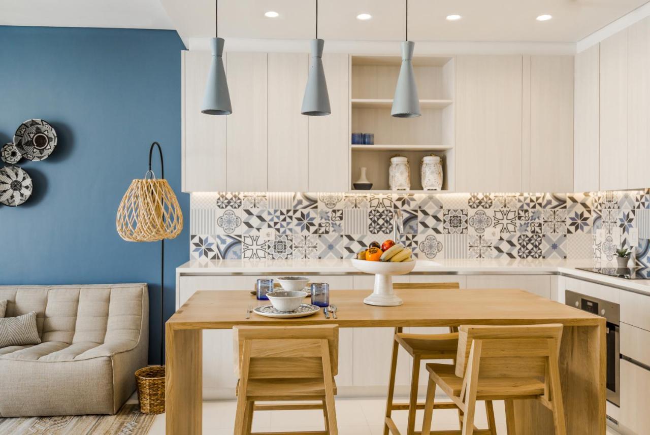 Cloud 7 Residences Ayla Akaba Exterior foto A modern kitchen