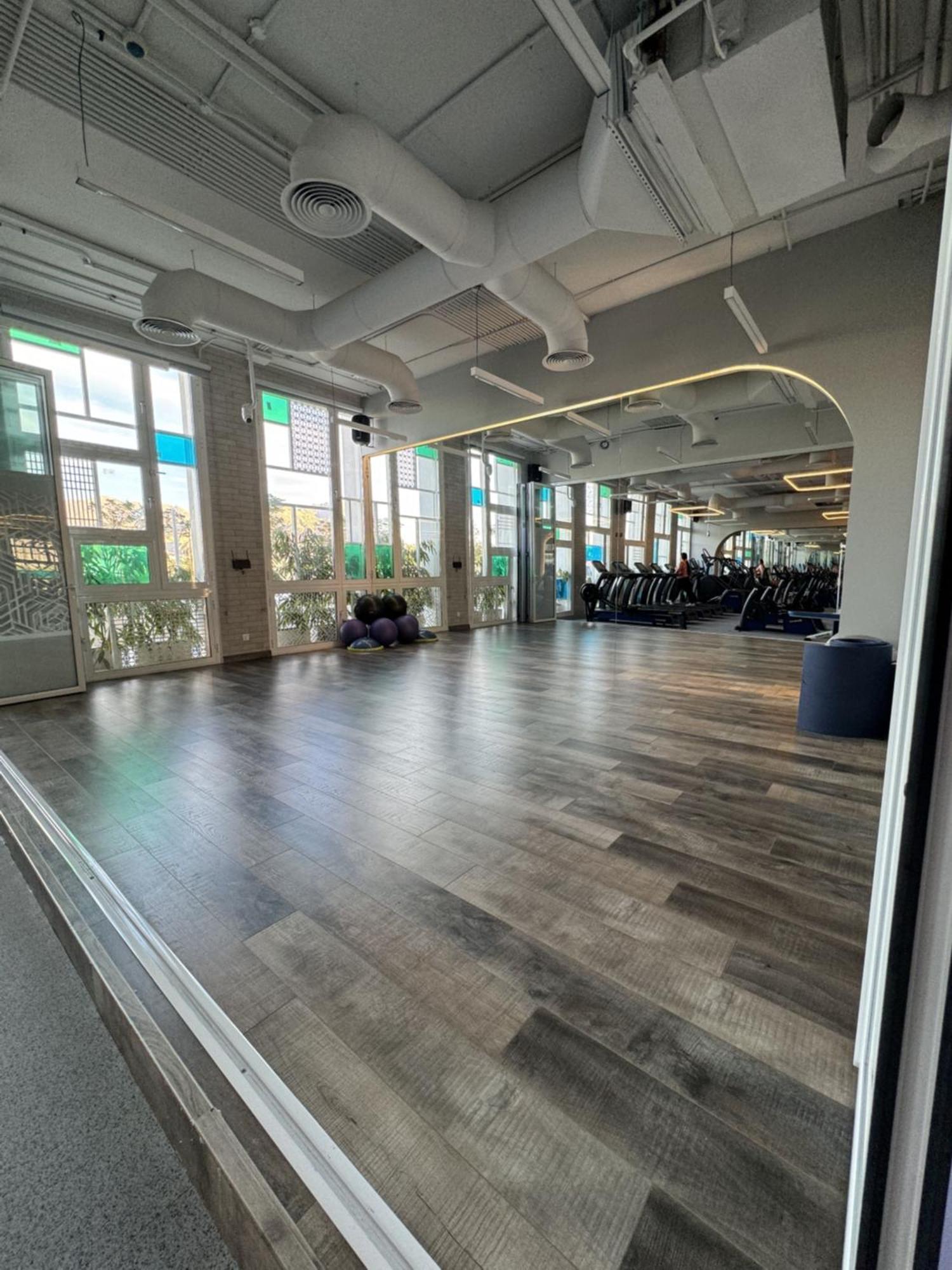 Cloud 7 Residences Ayla Akaba Exterior foto The gym at the 2019-2020 season